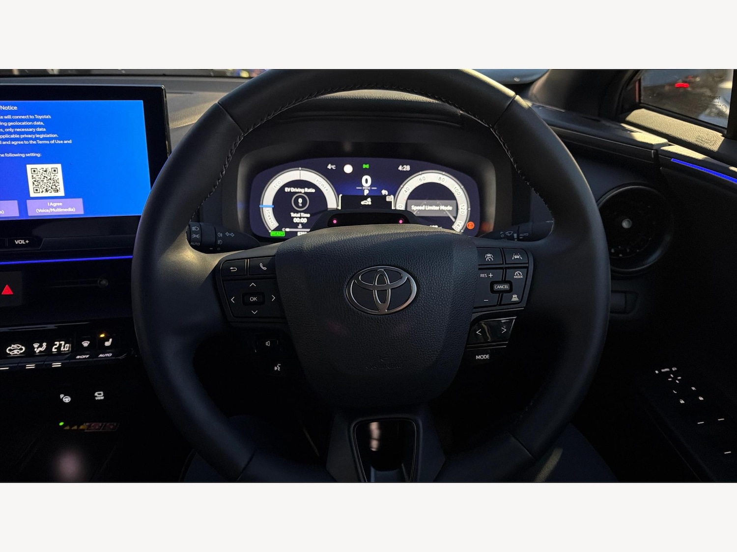 Used Toyota C-HR 2024 for sale - 77143800: Photo 8