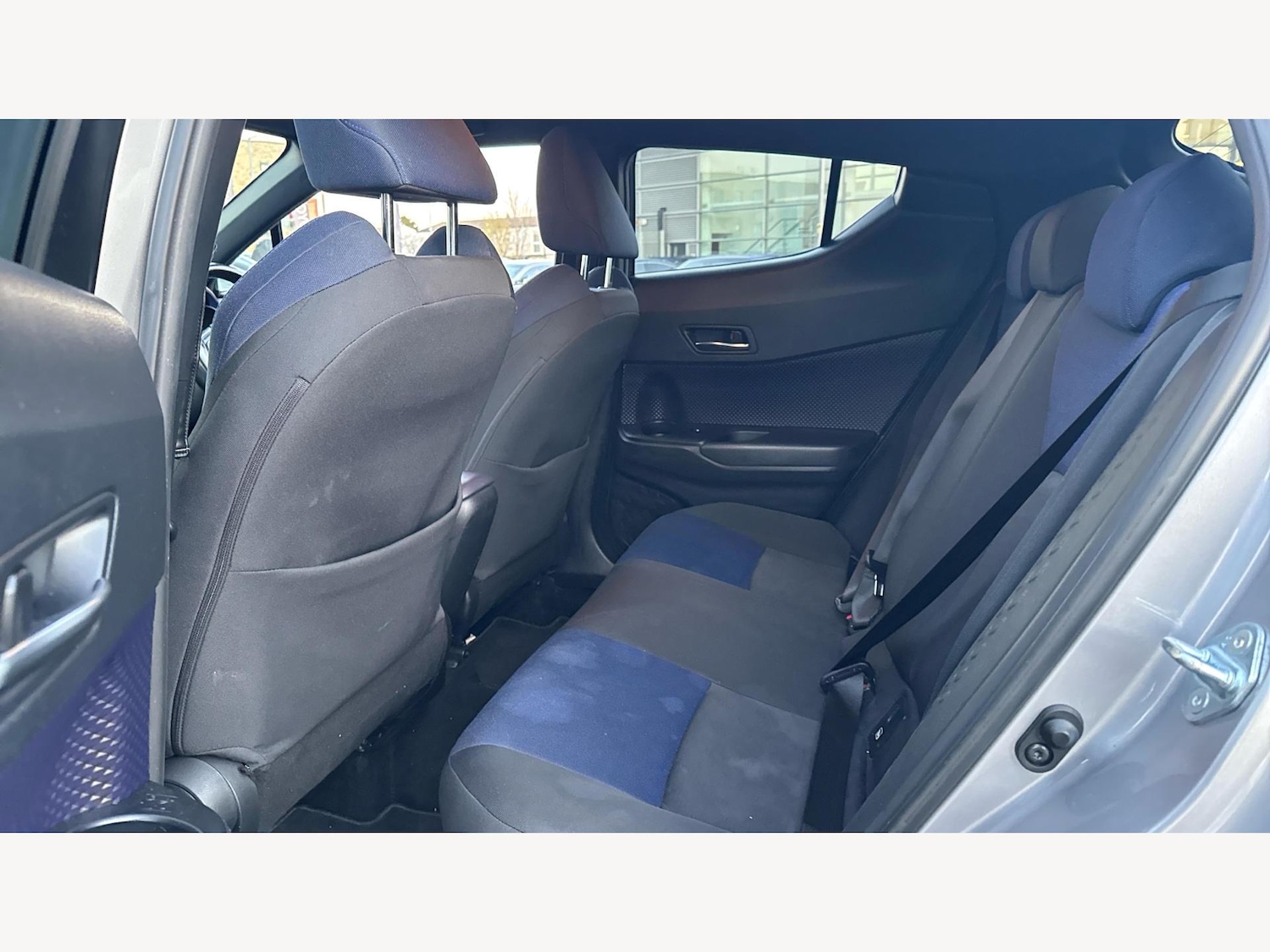 Used Toyota C-HR 2017 for sale - 76801300: Photo 15