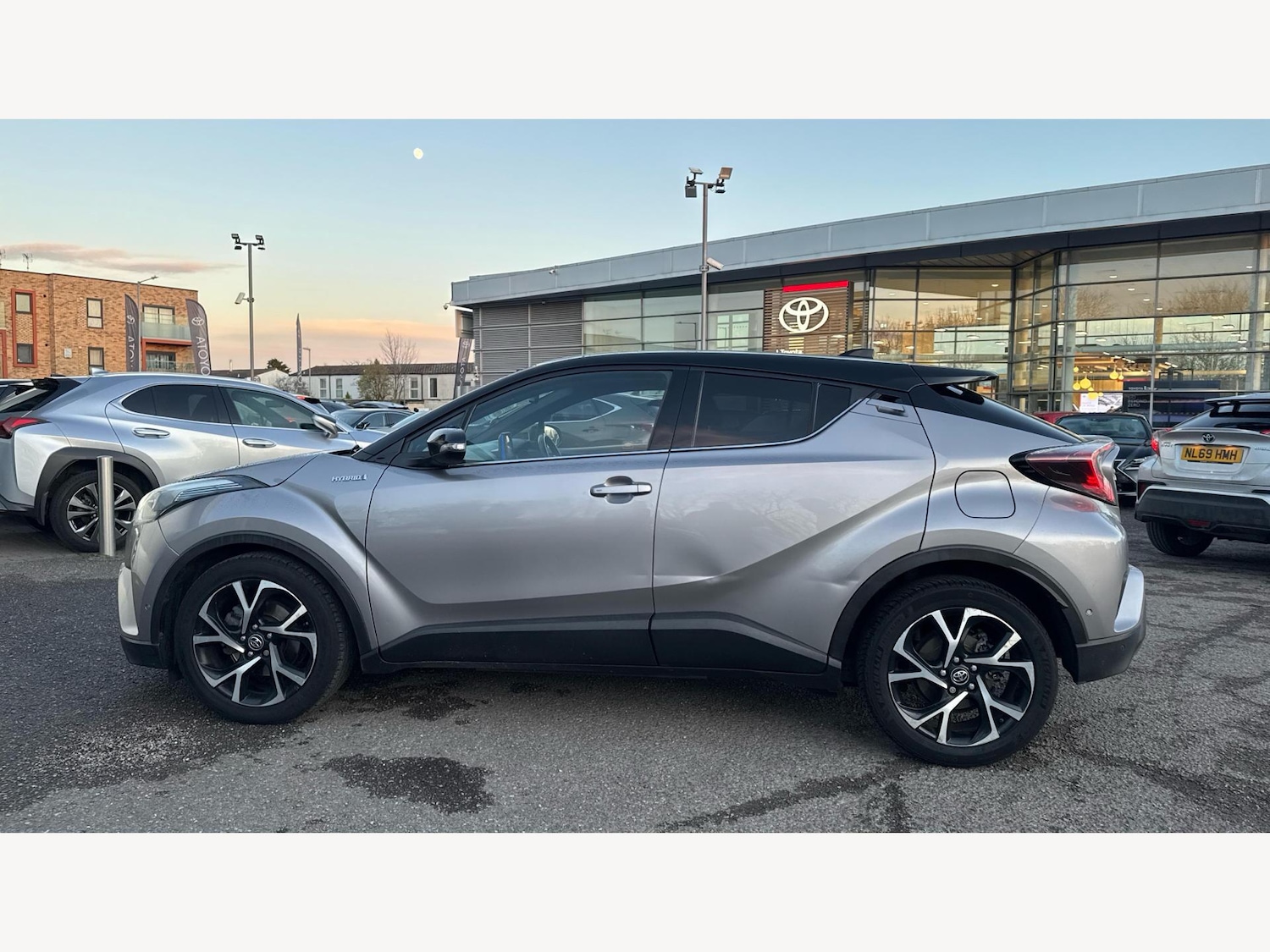 Used Toyota C-HR 2017 for sale - 76801300: Photo 19