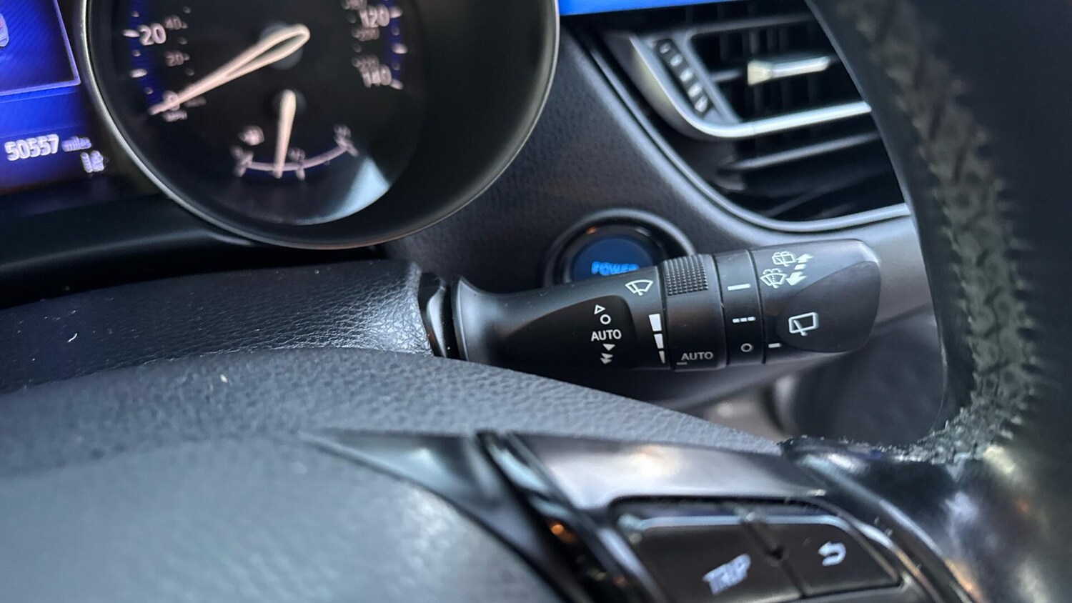 Used Toyota C-HR 2017 for sale - 76801300: Photo 35