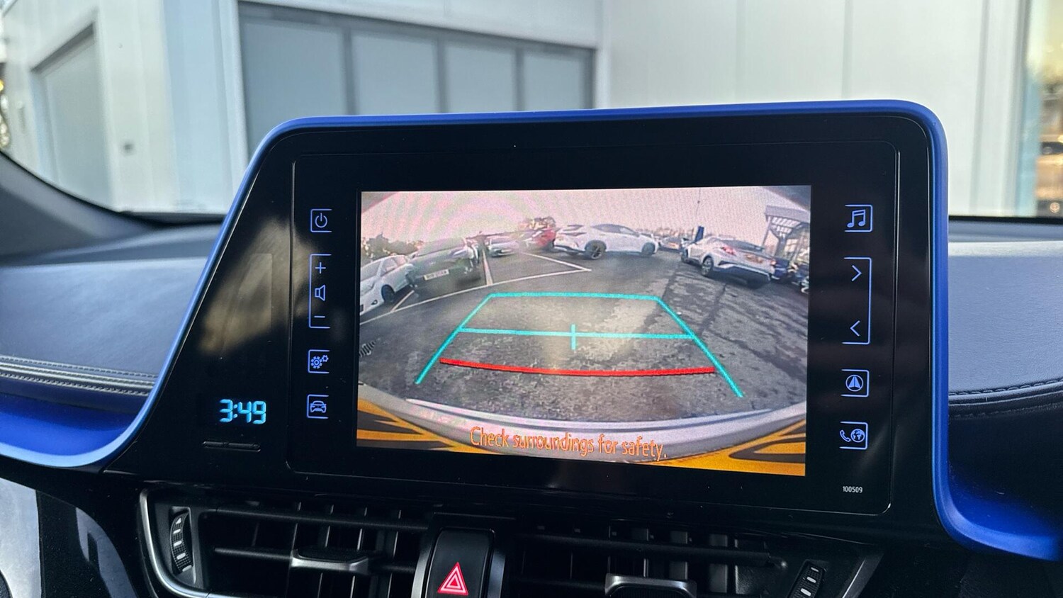 Used Toyota C-HR 2017 for sale - 76801300: Photo 39