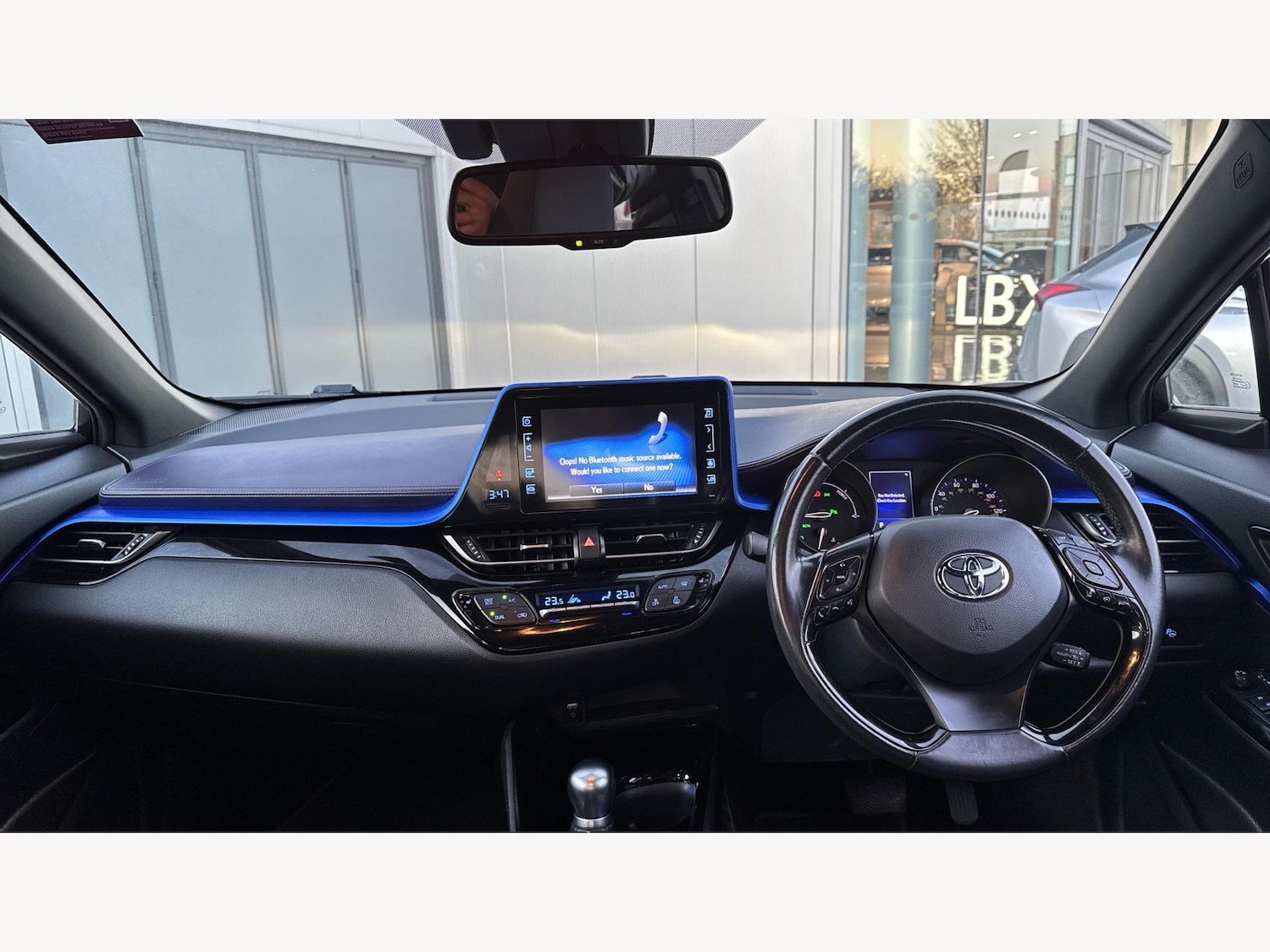 Used Toyota C-HR 2017 for sale - 76801300: Photo 7