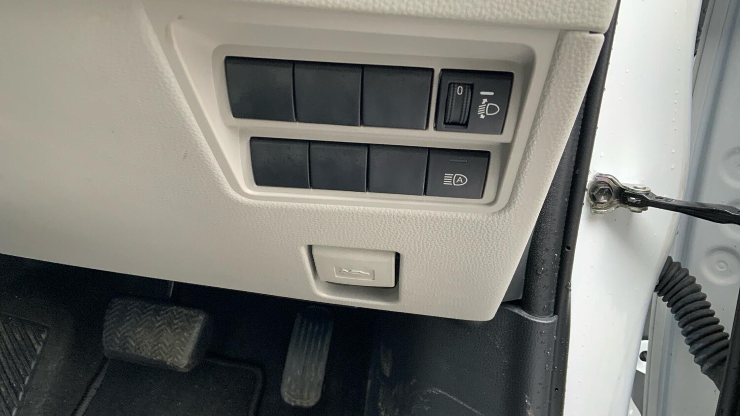 Used Toyota Yaris for sale - 77808791: Photo 36