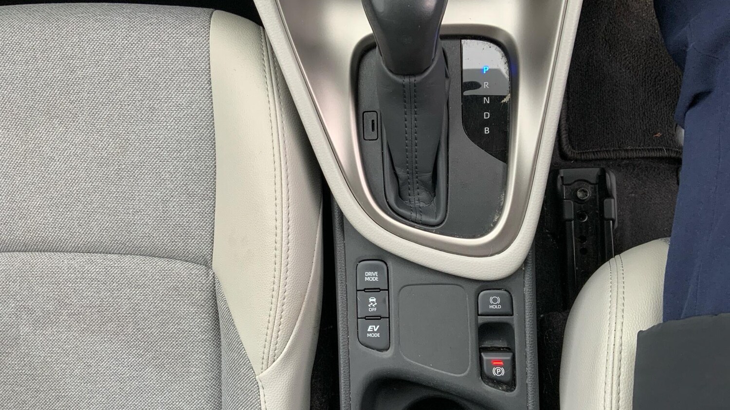 Used Toyota Yaris for sale - 77808791: Photo 42