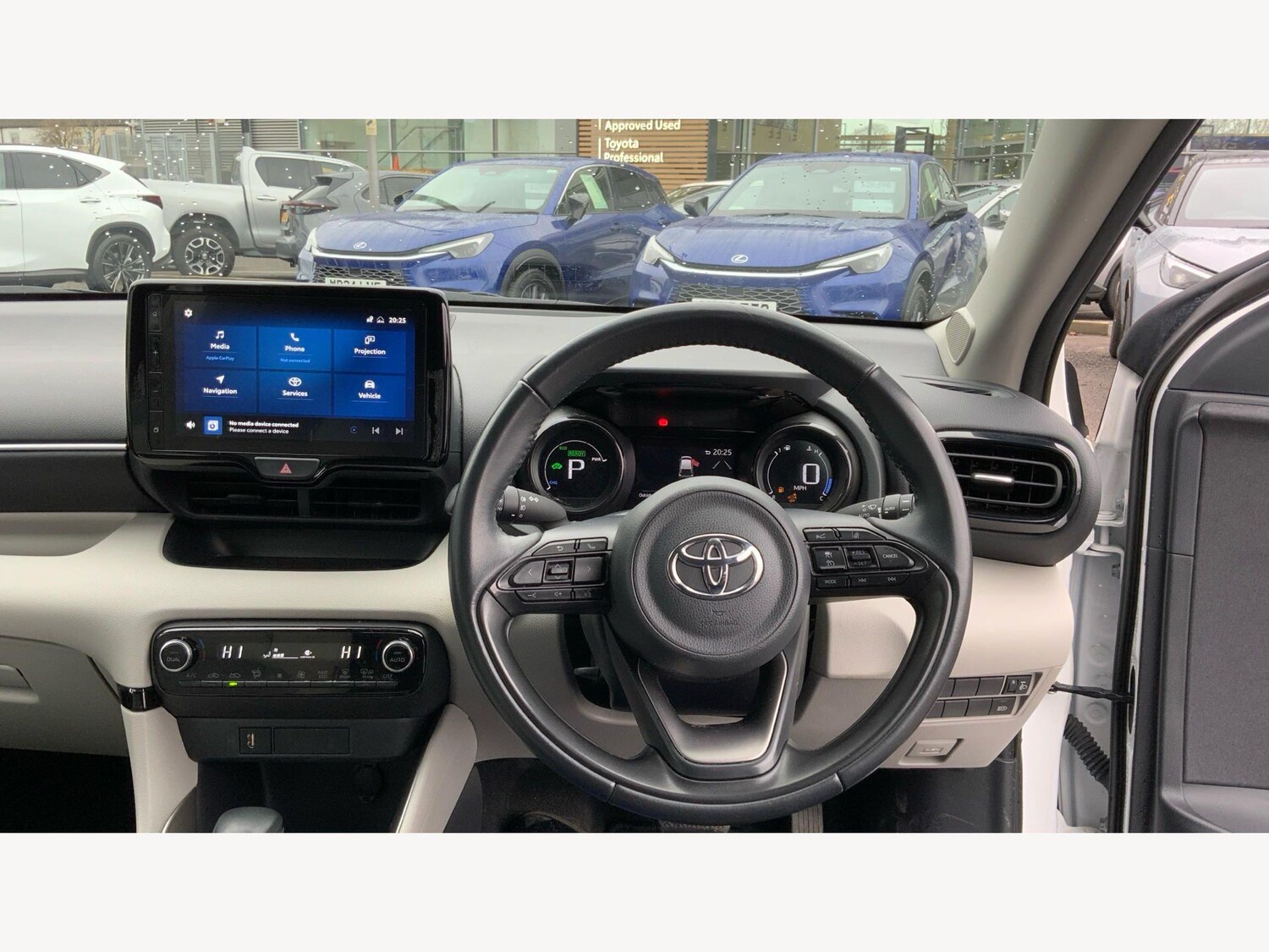 Used Toyota Yaris for sale - 77808791: Photo 8