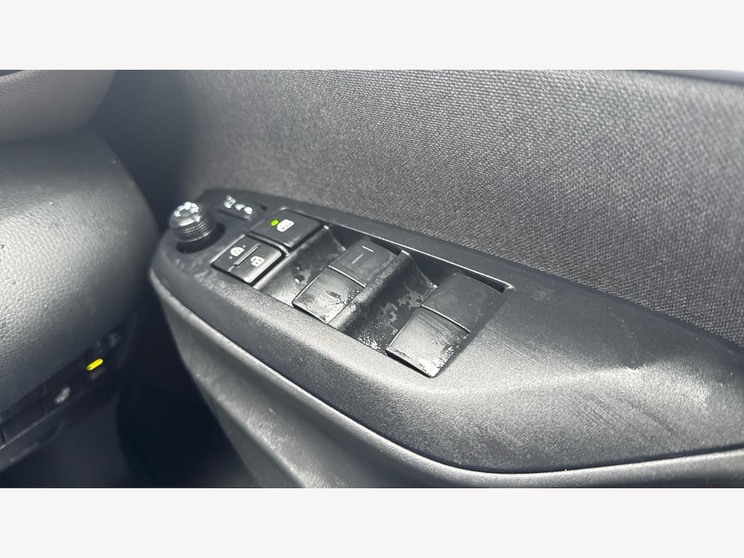 Used Toyota Yaris Cross 2023 for sale - 76348877: Photo 32