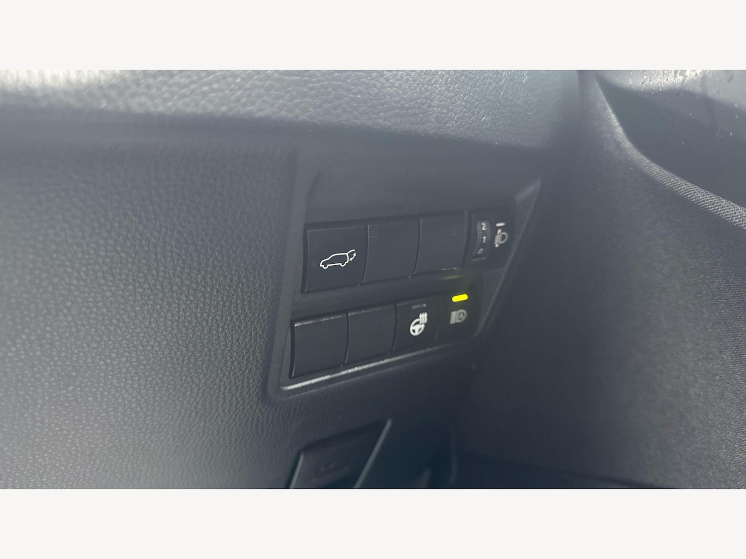 Used Toyota Yaris Cross 2023 for sale - 76348877: Photo 33