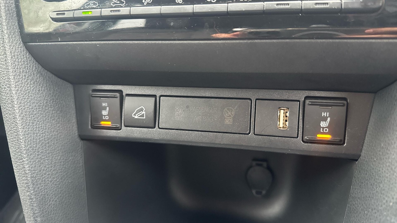 Used Toyota Yaris Cross 2023 for sale - 76348877: Photo 40