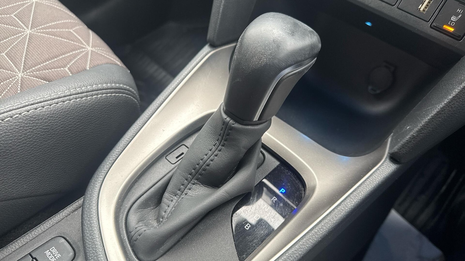 Used Toyota Yaris Cross 2023 for sale - 76348877: Photo 42