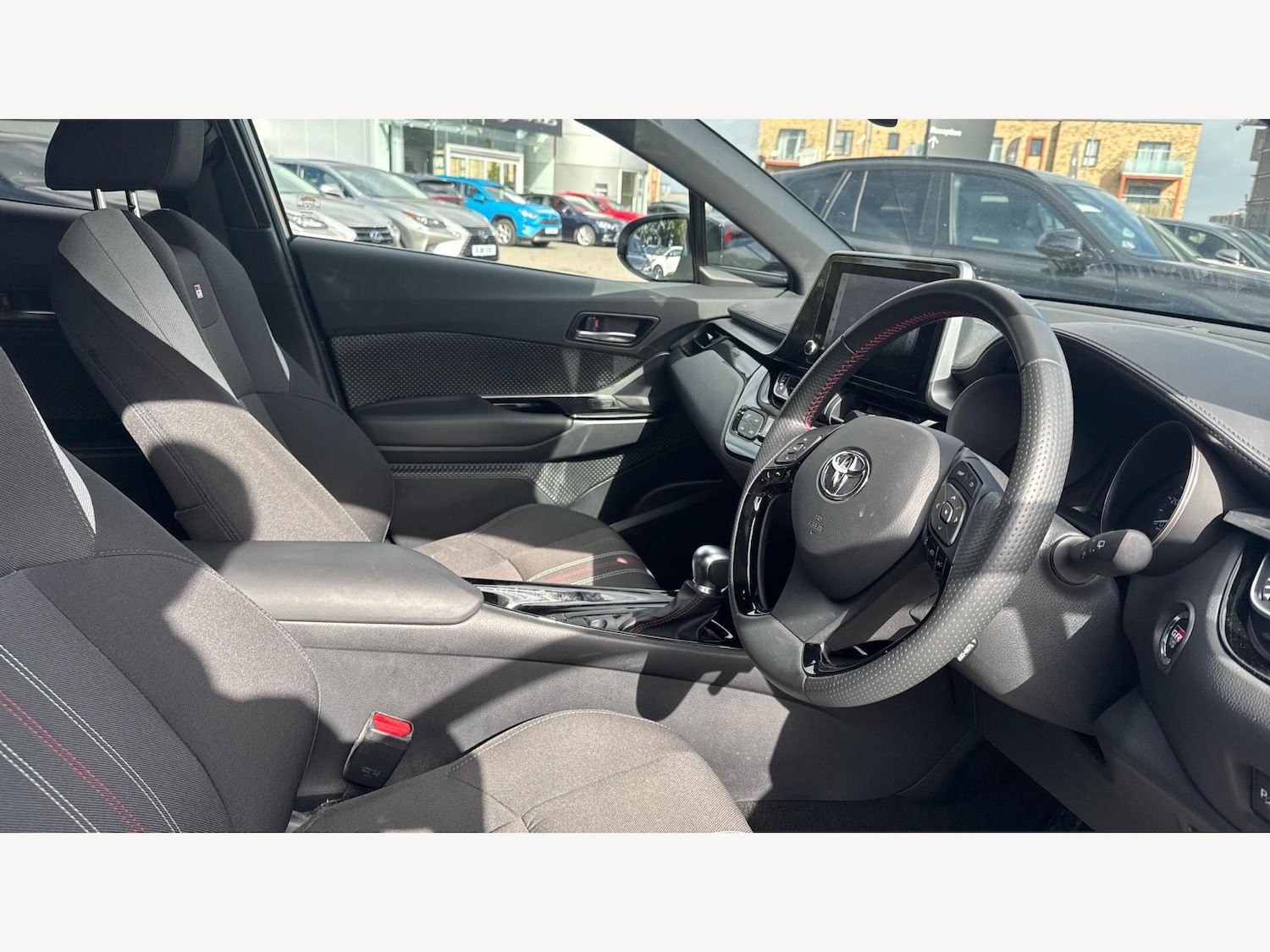 Used Toyota C-HR 2023 for sale - 76388927: Photo 13