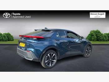 Used Toyota C-HR 2026 for sale - 79622109: Photo