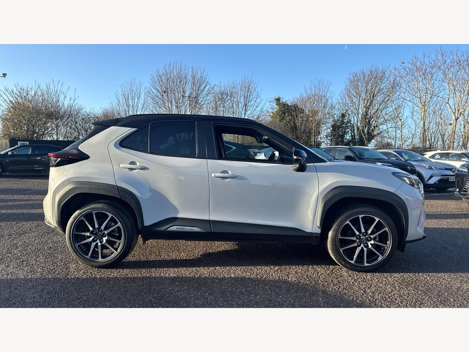 Used Toyota Yaris Cross 2024 for sale - 76952828: Photo 18