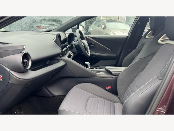 Used Toyota C-HR 2024 for sale - 75311089: Photo 12