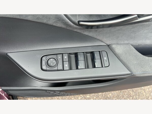 Used Toyota C-HR 2024 for sale - 75311089: Photo 22