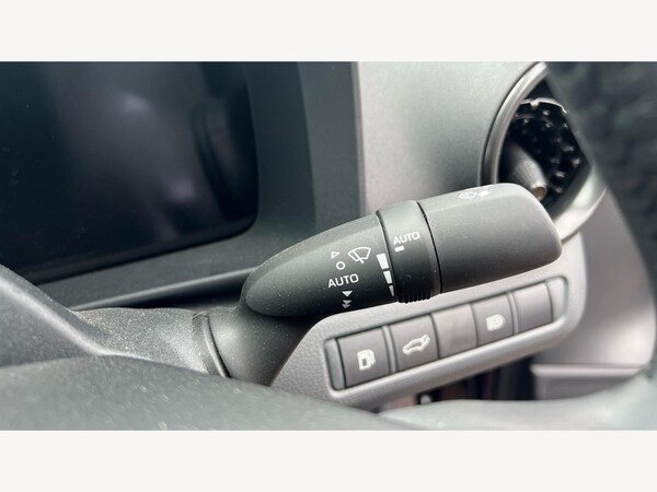 Used Toyota C-HR 2024 for sale - 75311089: Photo 28