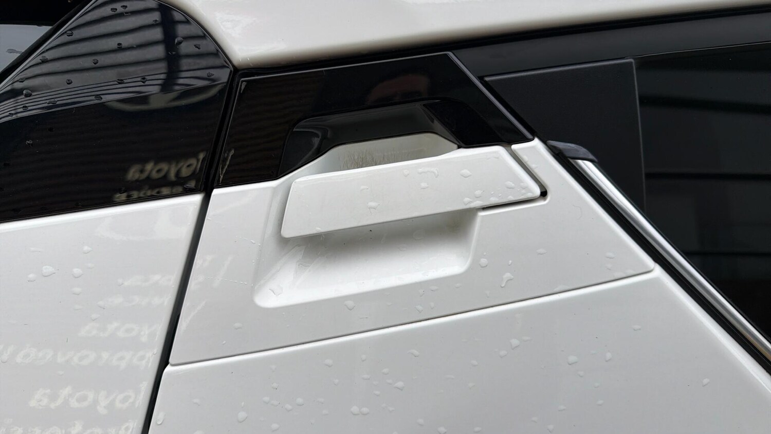 Used Toyota C-HR 2023 for sale - 77456246: Photo 39