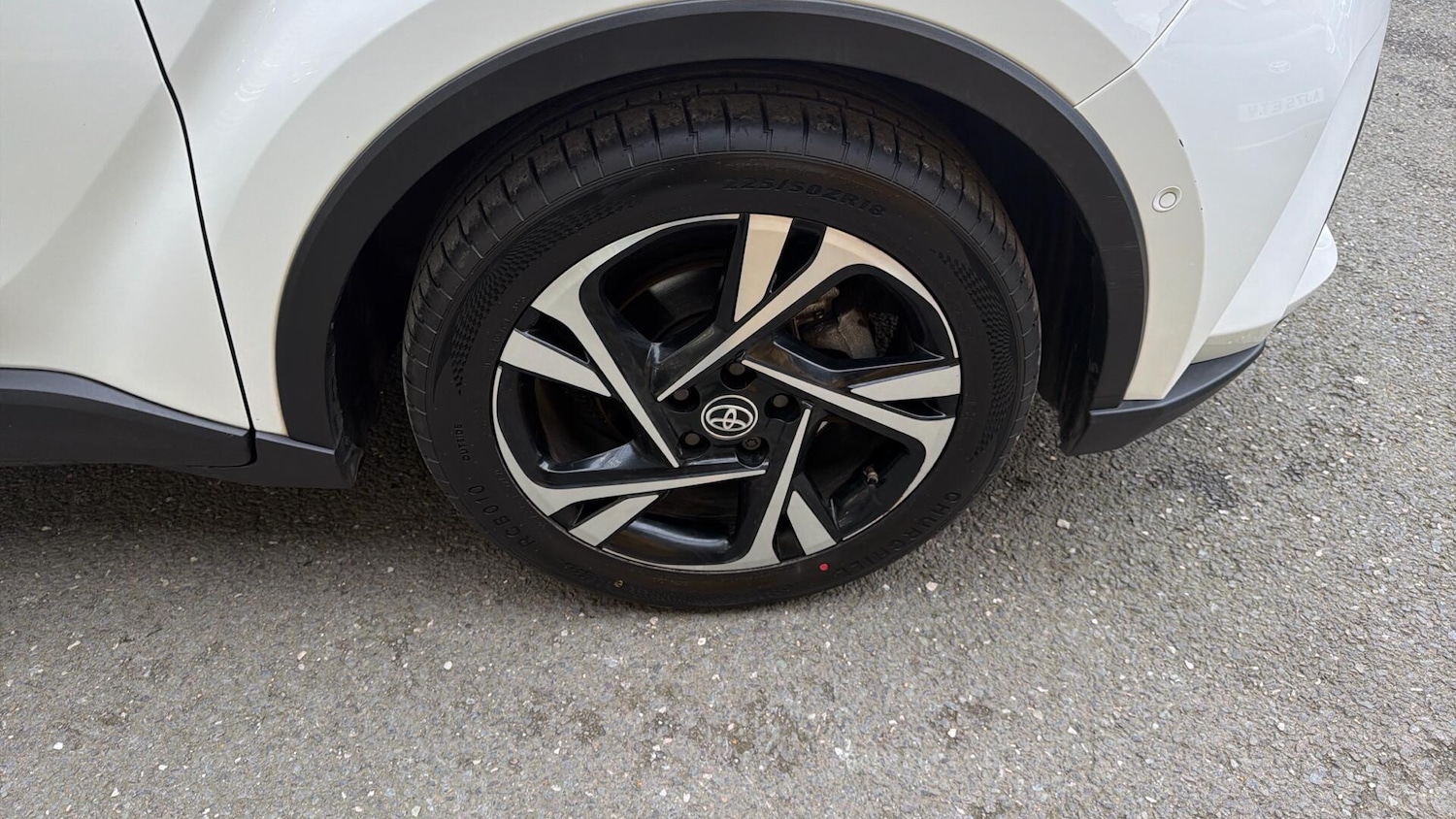 Used Toyota C-HR 2023 for sale - 77456246: Photo 41