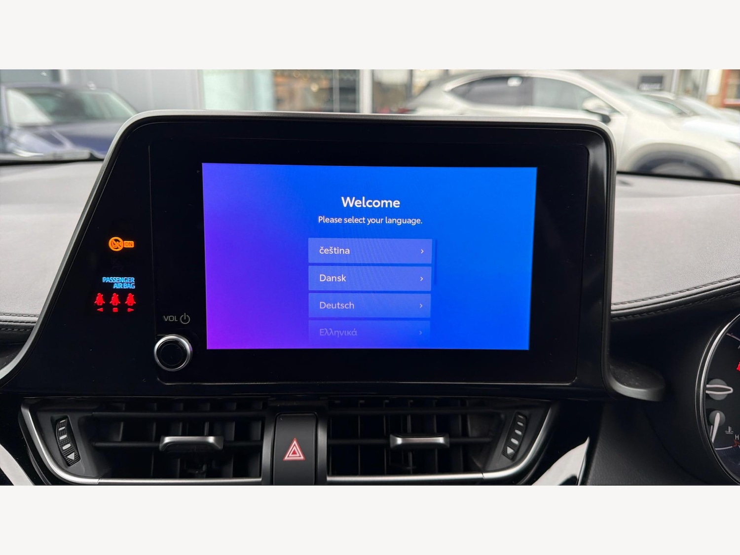 Used Toyota C-HR 2023 for sale - 77456246: Photo 9