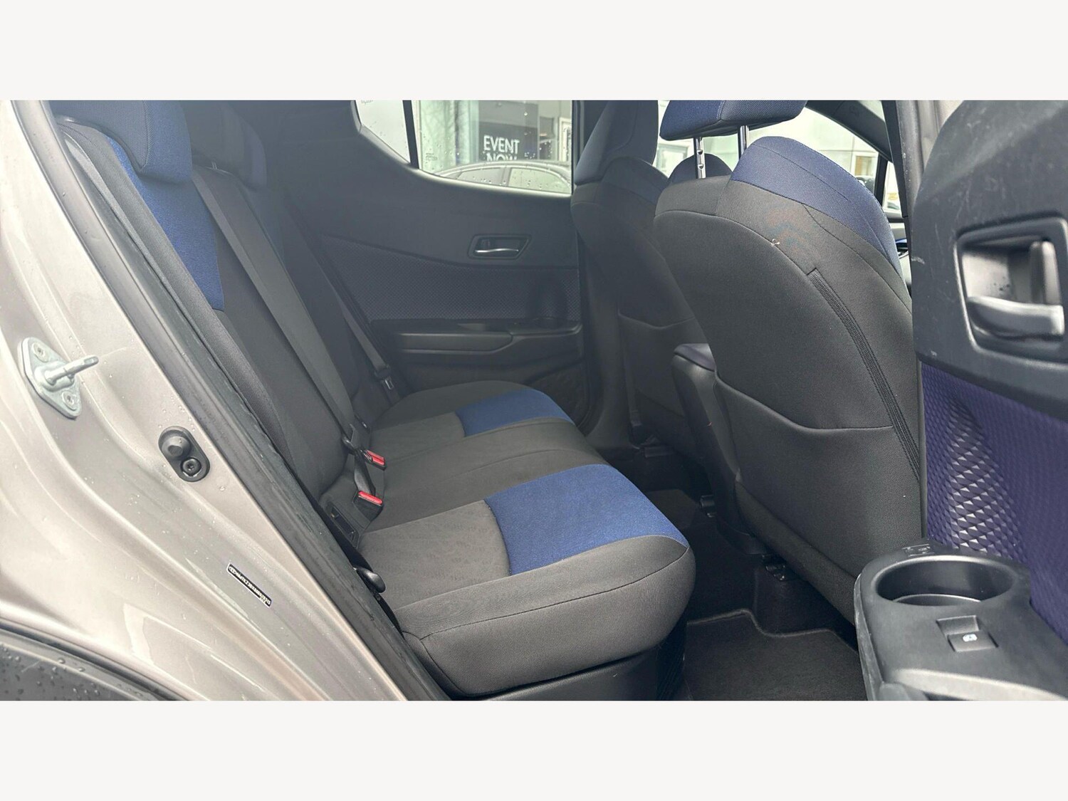 Used Toyota C-HR 2017 for sale - 77908789: Photo 14