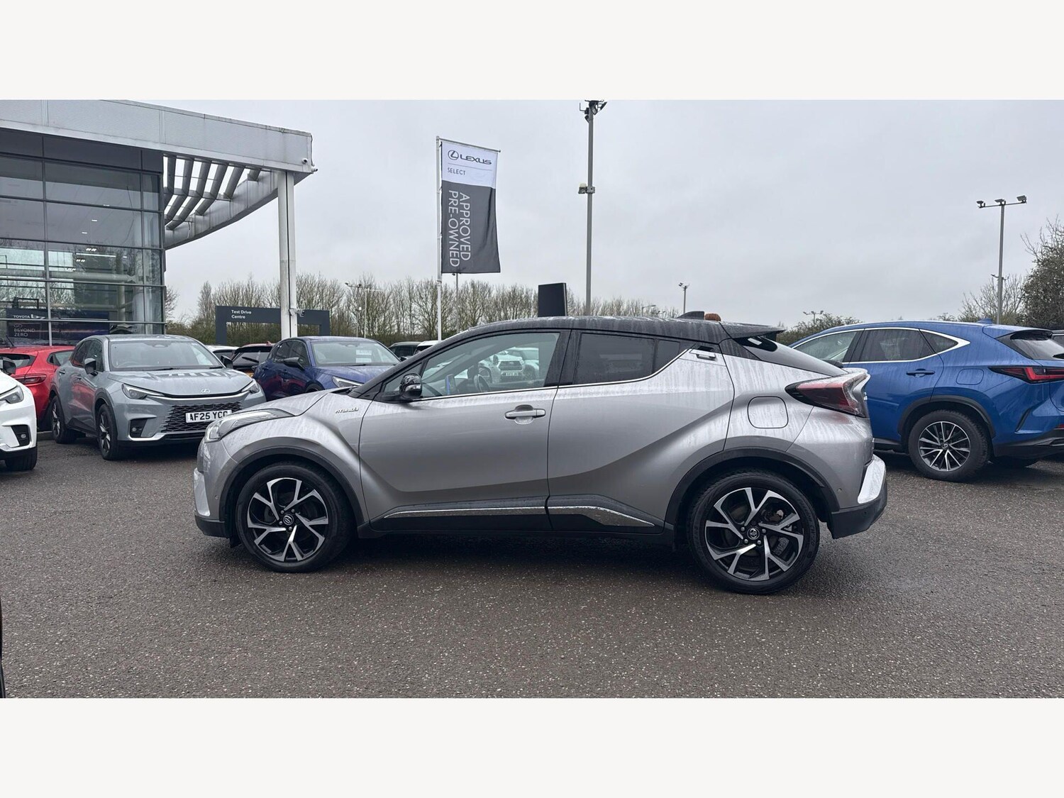 Used Toyota C-HR 2017 for sale - 77908789: Photo 19