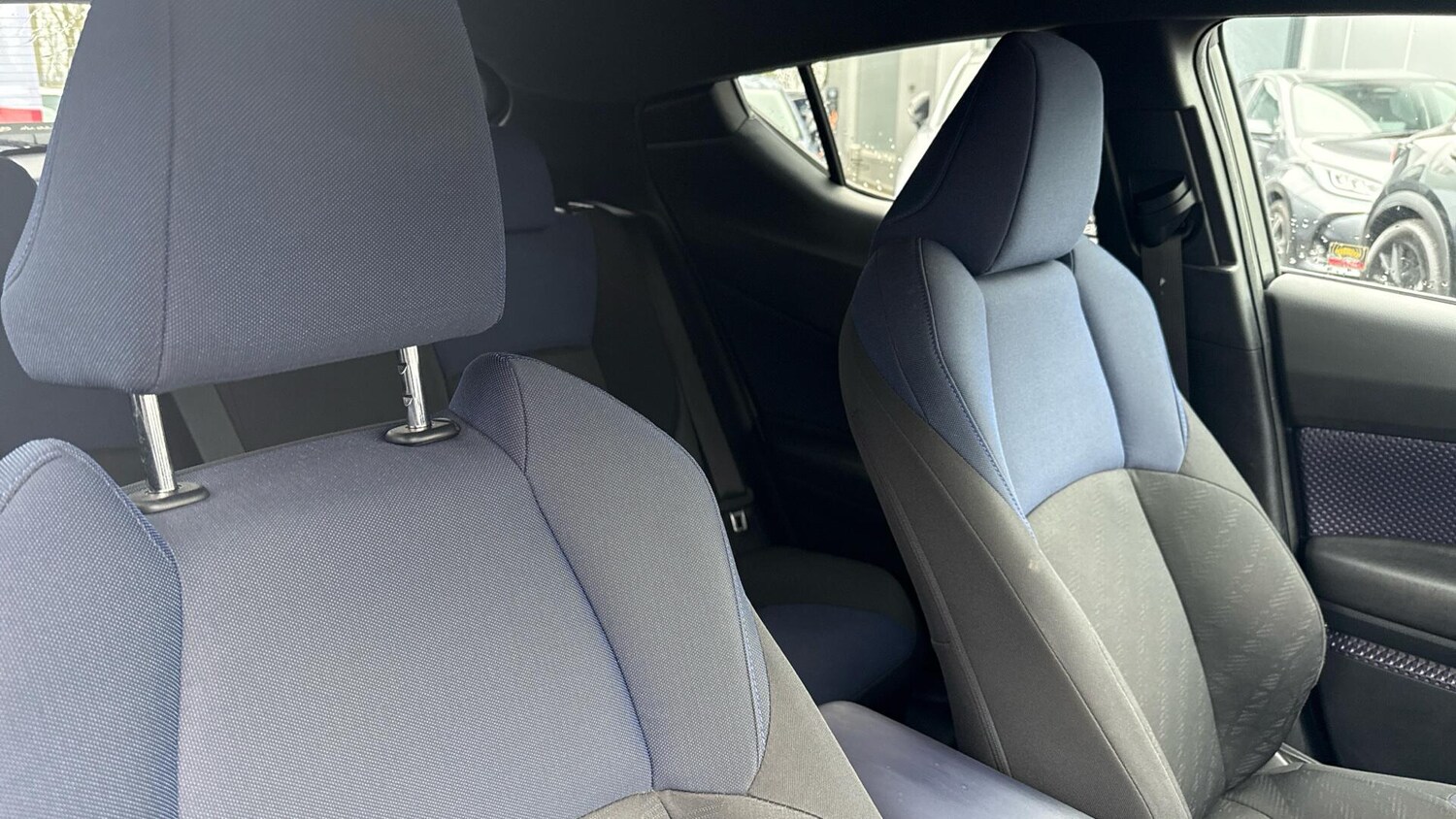 Used Toyota C-HR 2017 for sale - 77908789: Photo 39