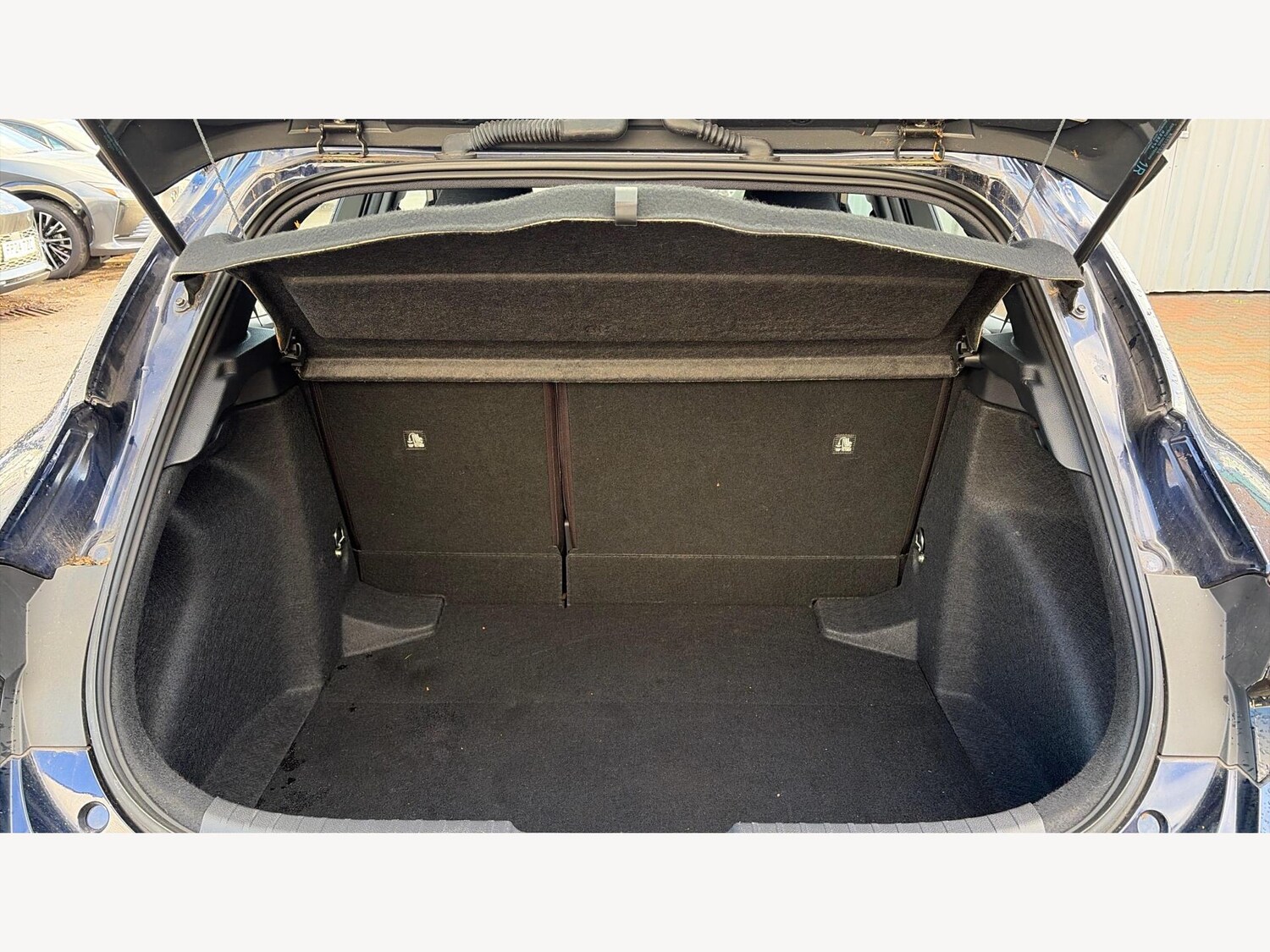 Used Toyota Corolla for sale - 77598320: Photo 16