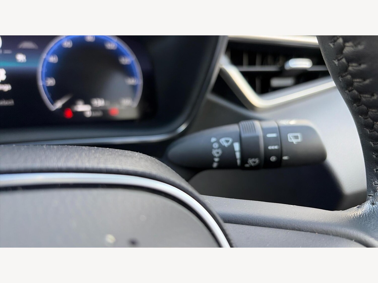 Used Toyota Corolla for sale - 77598320: Photo 24