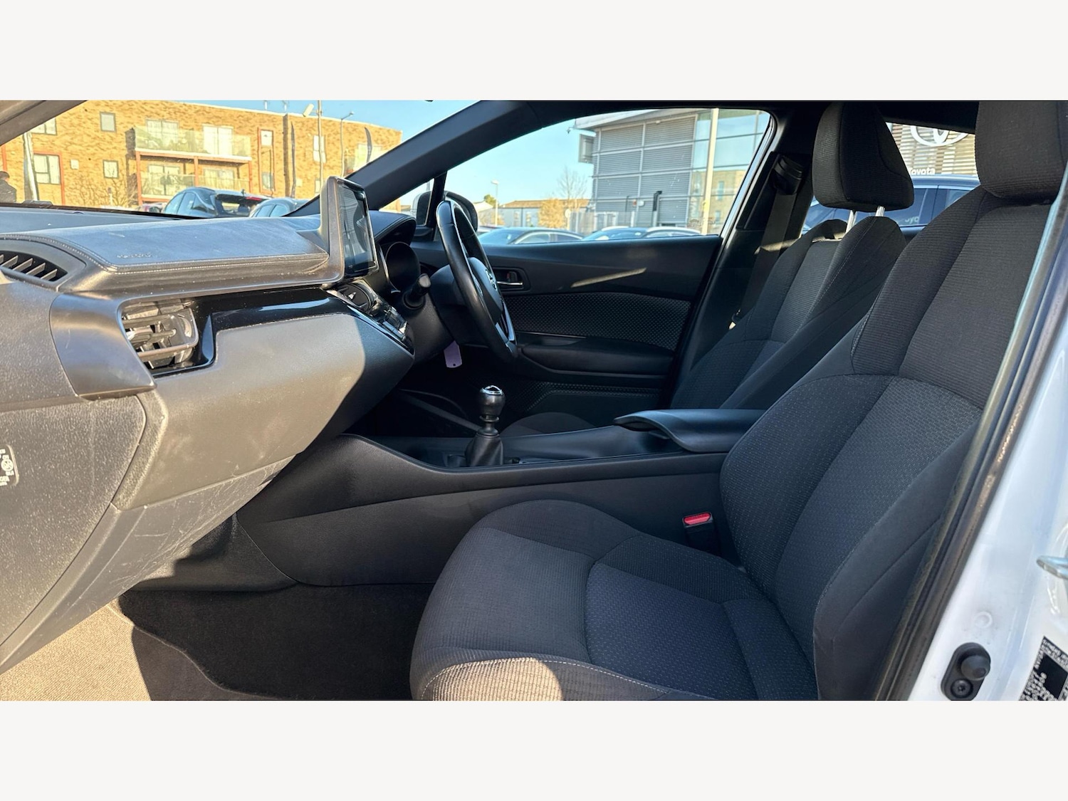 Used Toyota C-HR 2017 for sale - 77238515: Photo 12