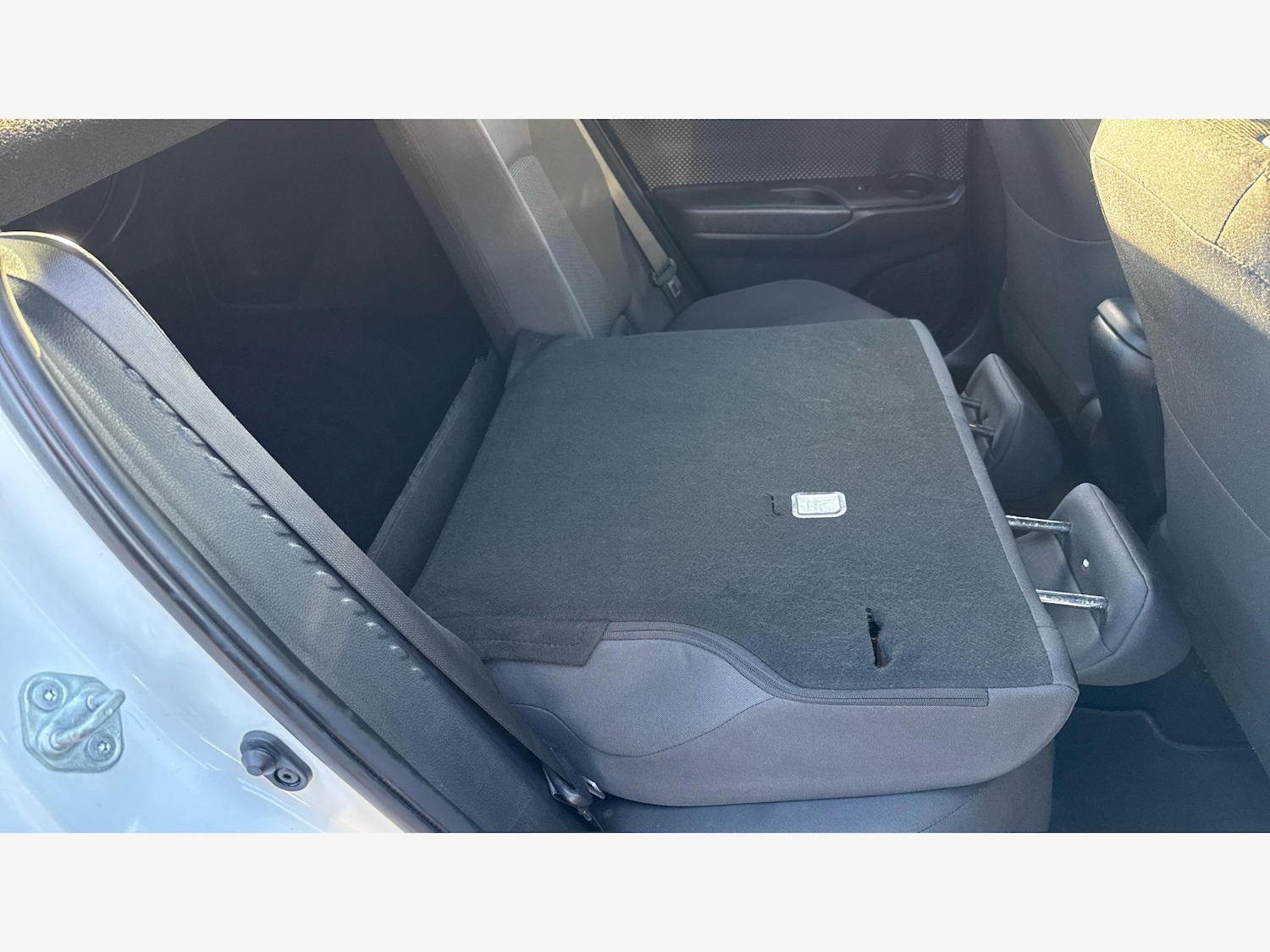 Used Toyota C-HR 2017 for sale - 77238515: Photo 29