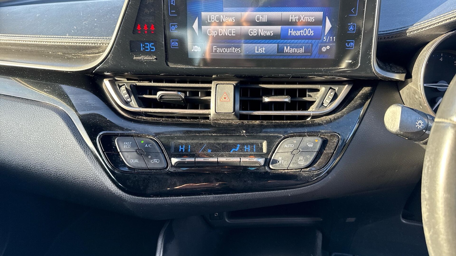 Used Toyota C-HR 2017 for sale - 77238515: Photo 35