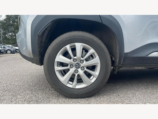 Used Toyota Yaris Cross 2024 for sale - 76200626: Photo 20