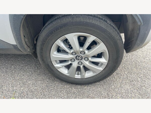 Used Toyota Yaris Cross 2024 for sale - 76200626: Photo 30