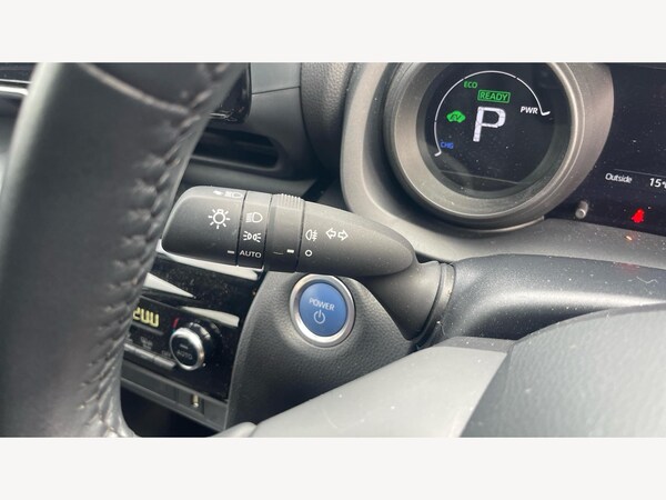 Used Toyota Yaris Cross 2024 for sale - 76200626: Photo 39
