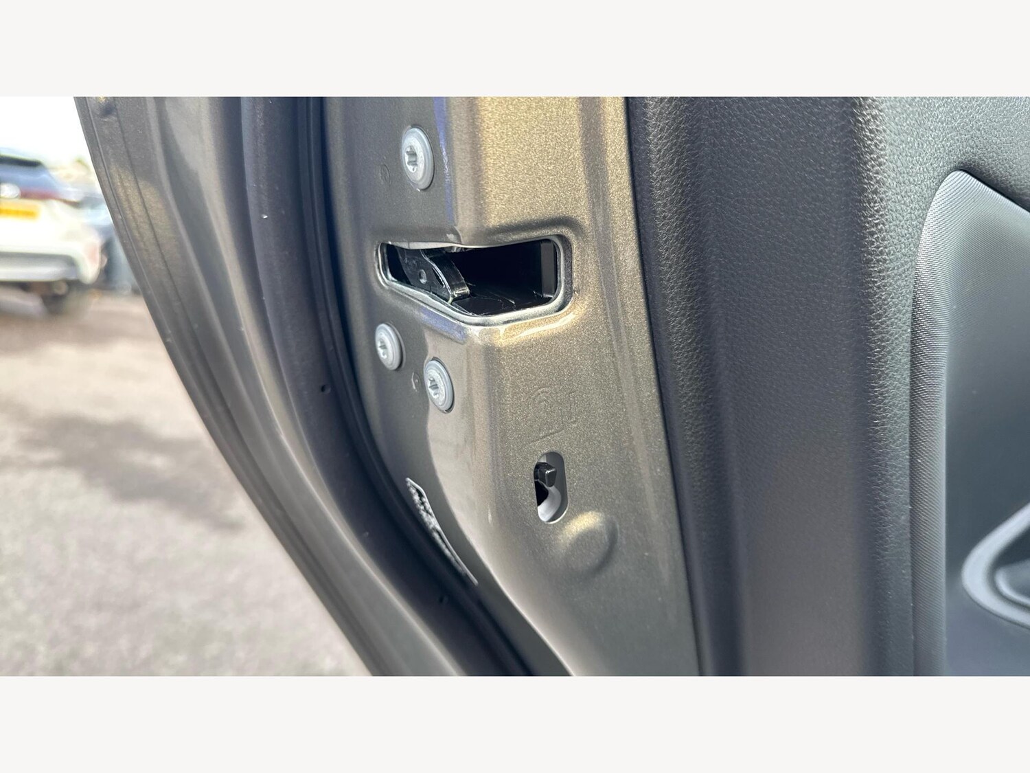 Used Toyota Yaris 2023 for sale - 76485443: Photo 25