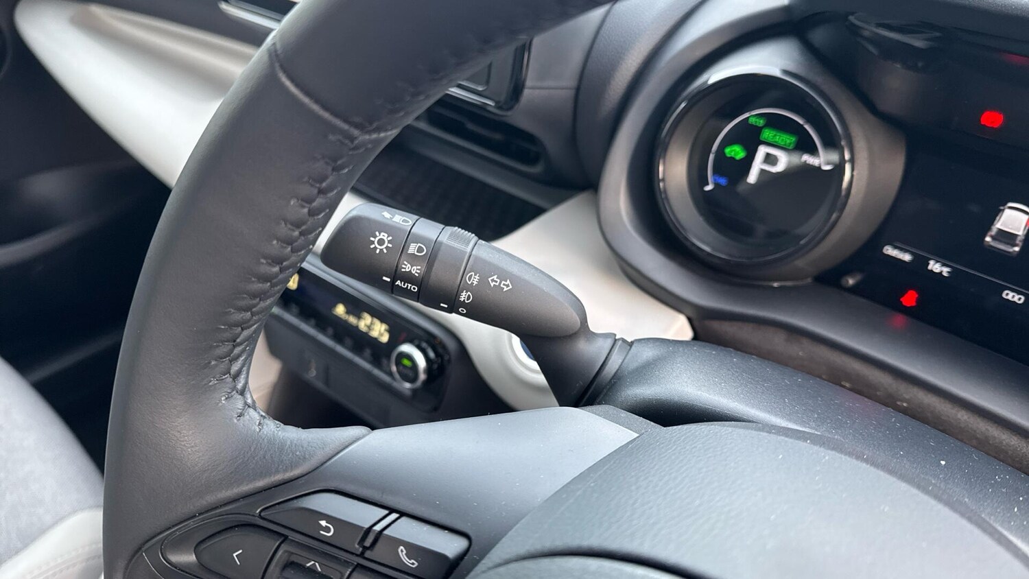 Used Toyota Yaris 2023 for sale - 76485443: Photo 38