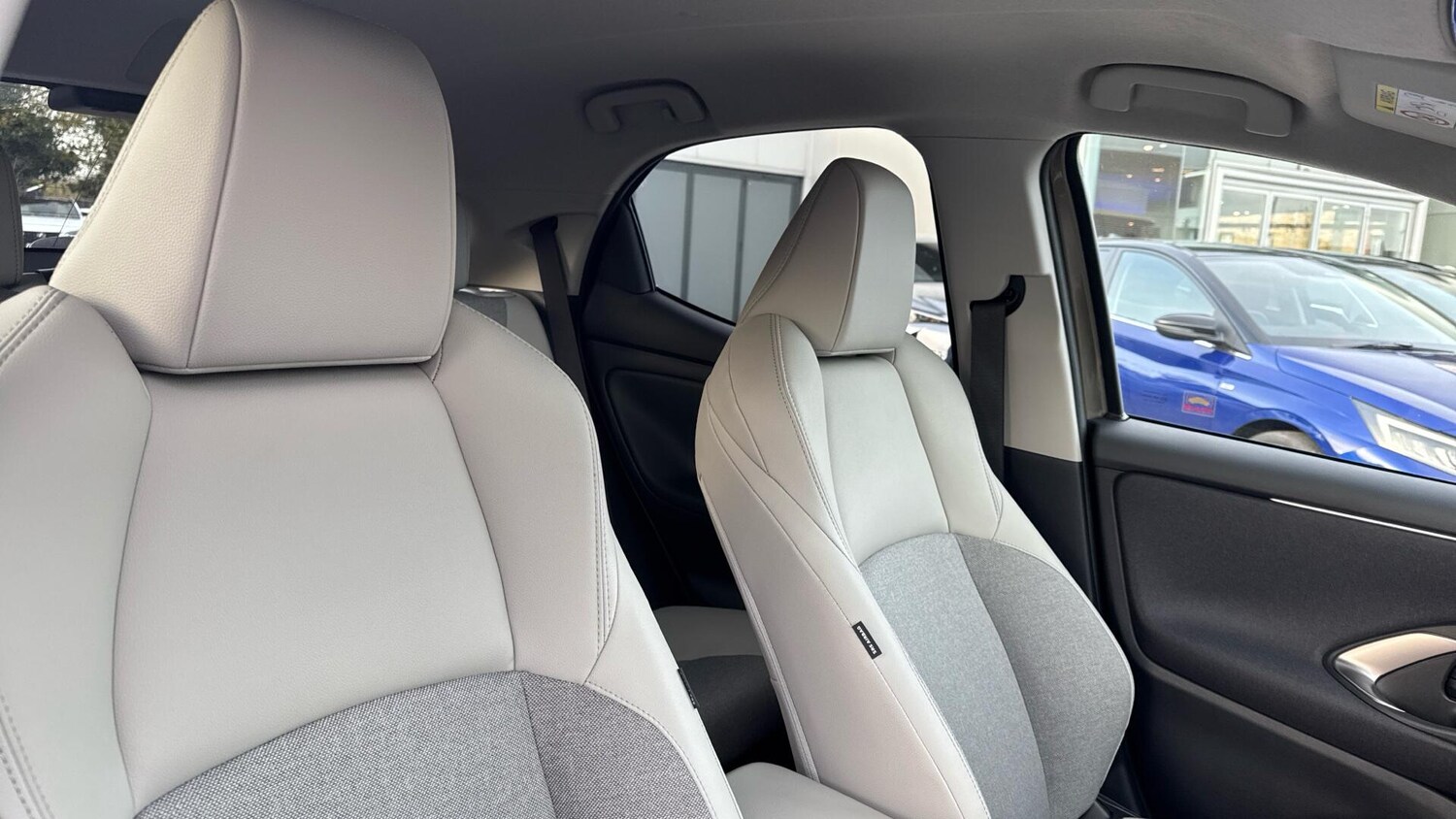 Used Toyota Yaris 2023 for sale - 76485443: Photo 39