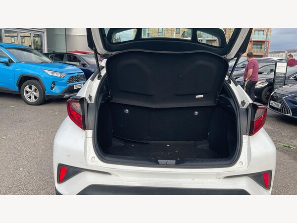 Used Toyota C-HR 2021 for sale - 76108574: Photo 16