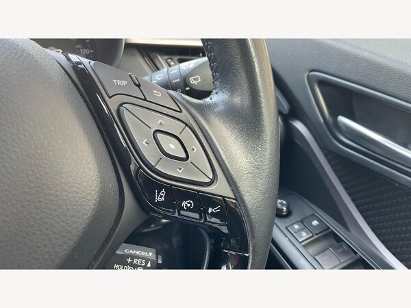 Used Toyota C-HR 2021 for sale - 76108574: Photo 28