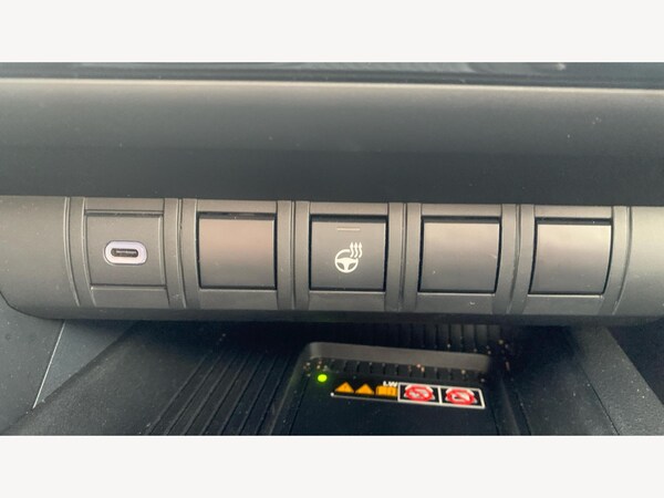 Used Toyota C-HR 2024 for sale - 76201355: Photo 35