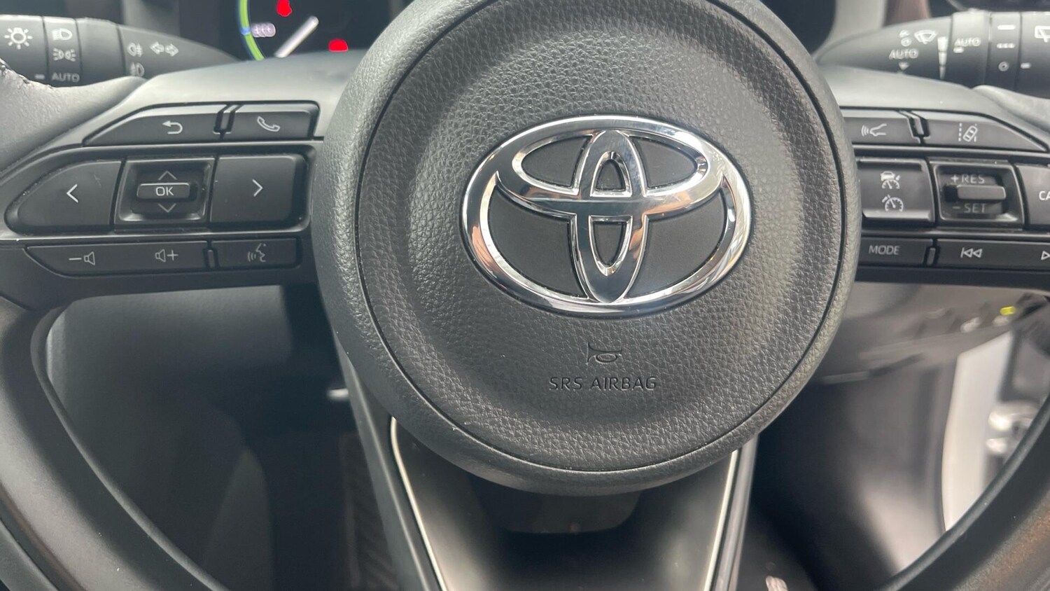 Used Toyota Yaris Cross for sale - 76702463: Photo 36