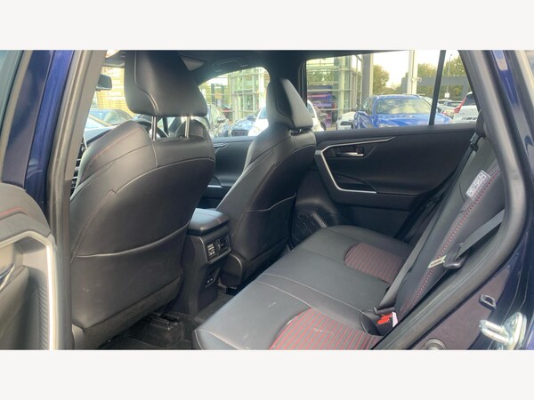 Used Toyota RAV4 2022 for sale - 76200065: Photo 15