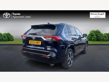 Used Toyota RAV4 2022 for sale - 76200065: Photo 2