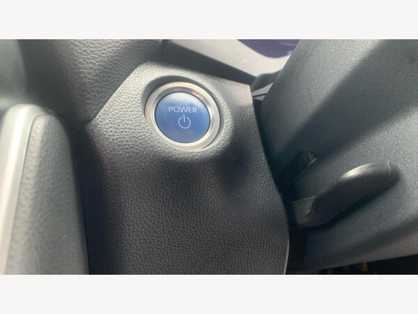 Used Toyota RAV4 2022 for sale - 76200065: Photo 30
