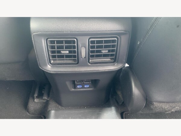 Used Toyota RAV4 2022 for sale - 76200065: Photo 32