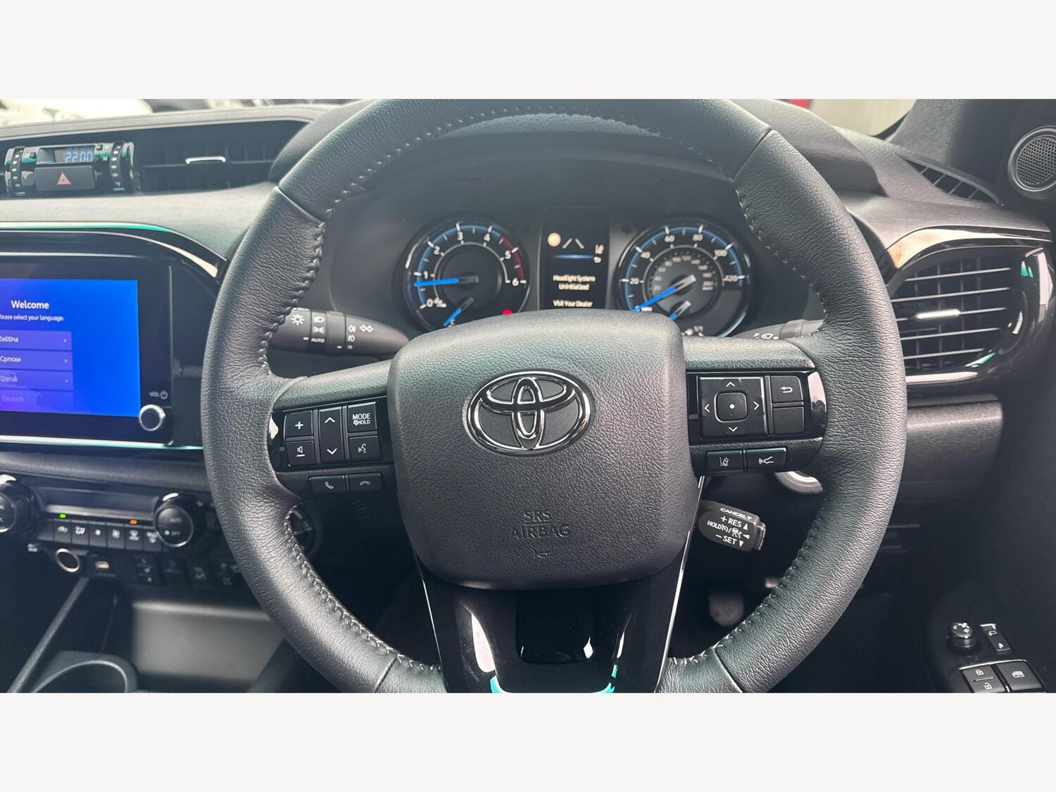 Used Toyota Hilux for sale - 77175061: Photo 10