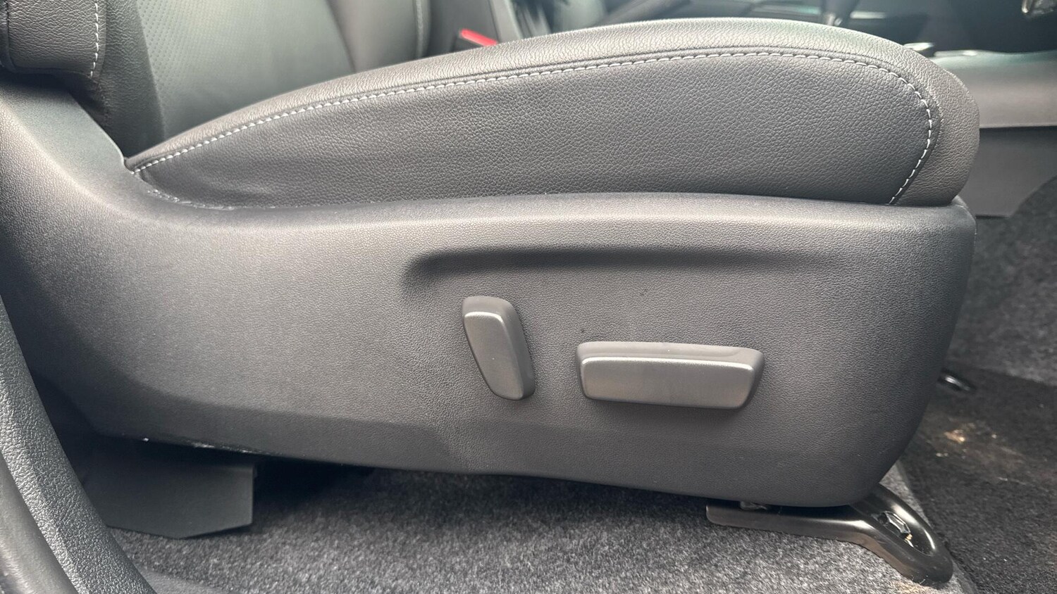 Used Toyota Hilux for sale - 77175061: Photo 37