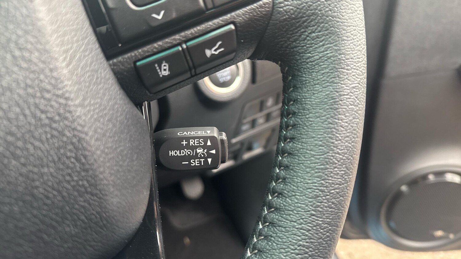 Used Toyota Hilux for sale - 77175061: Photo 41