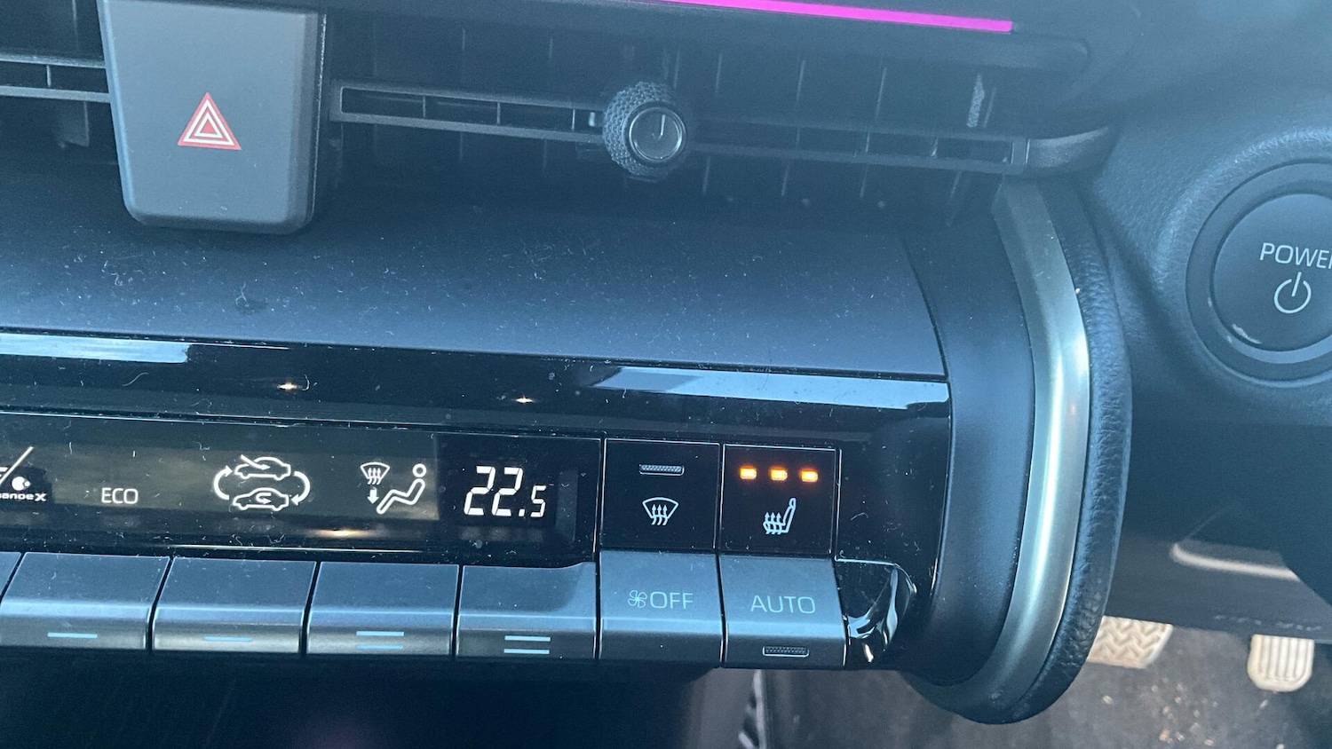 Used Toyota C-HR for sale - 77549996: Photo 32