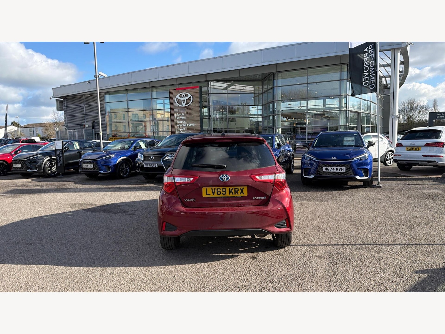 Used Toyota Yaris 2019 for sale - 77625745: Photo 21