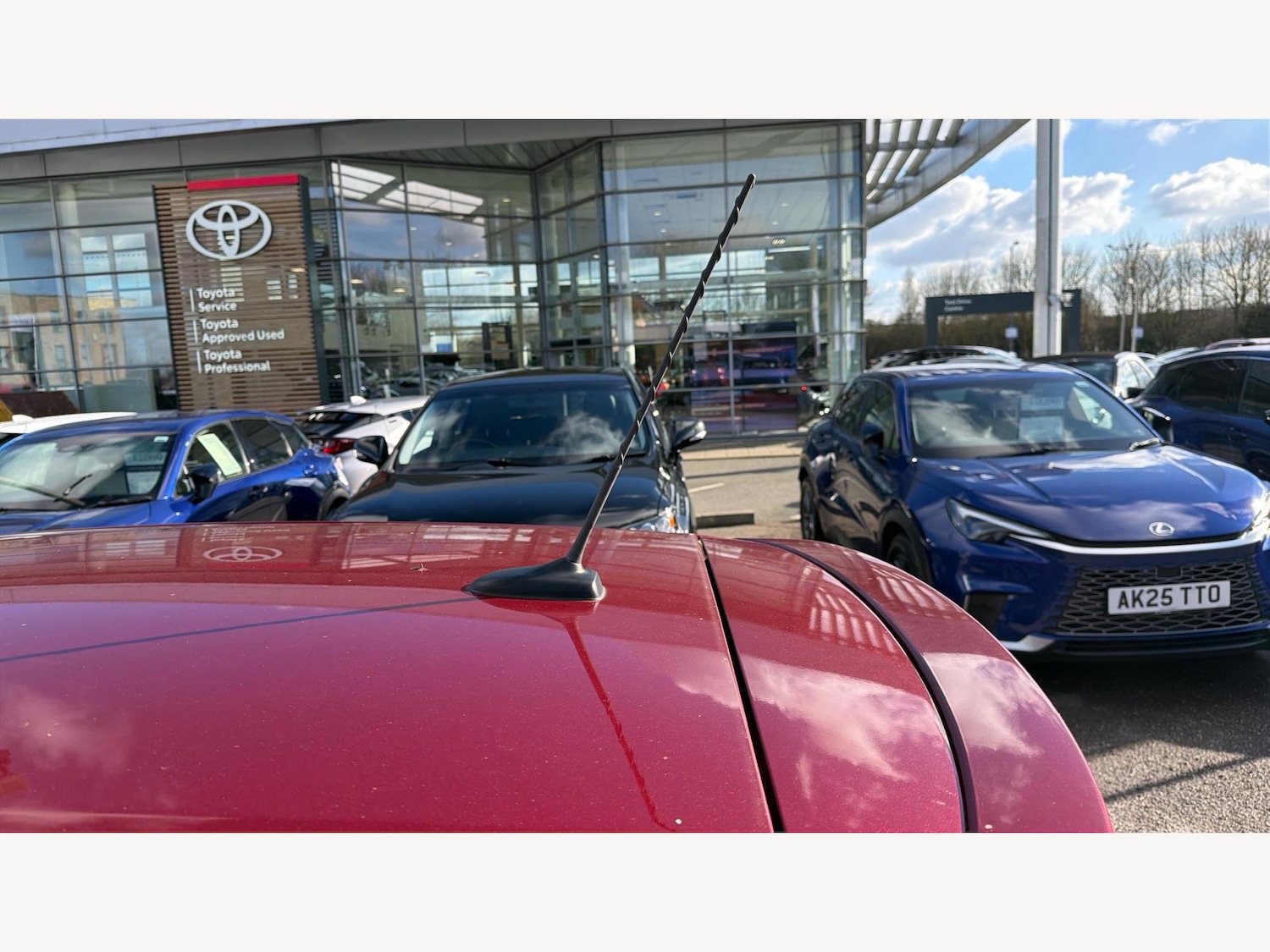 Used Toyota Yaris 2019 for sale - 77625745: Photo 24